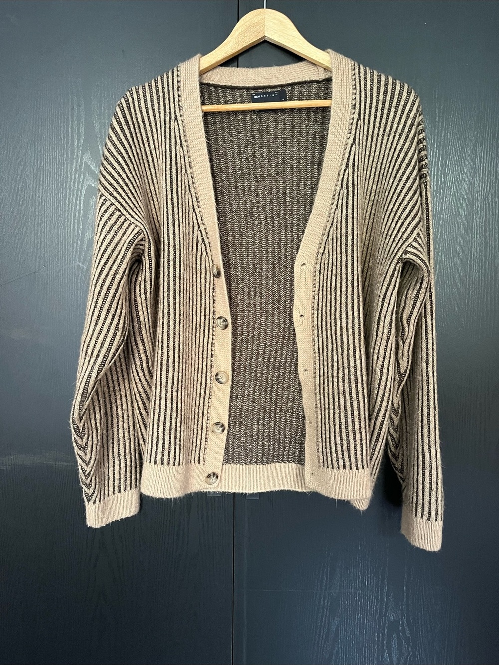 ASOS Striped V-Neck Button Cardigan - Picture 3 of 8
